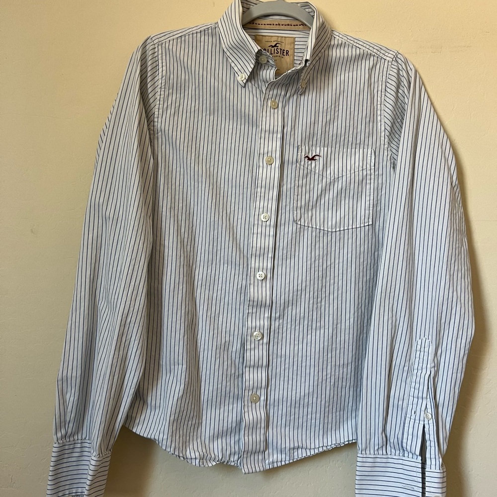 Hollister Shirt Mens M White Blue Stripes Button Up Long Sleeve Cotton